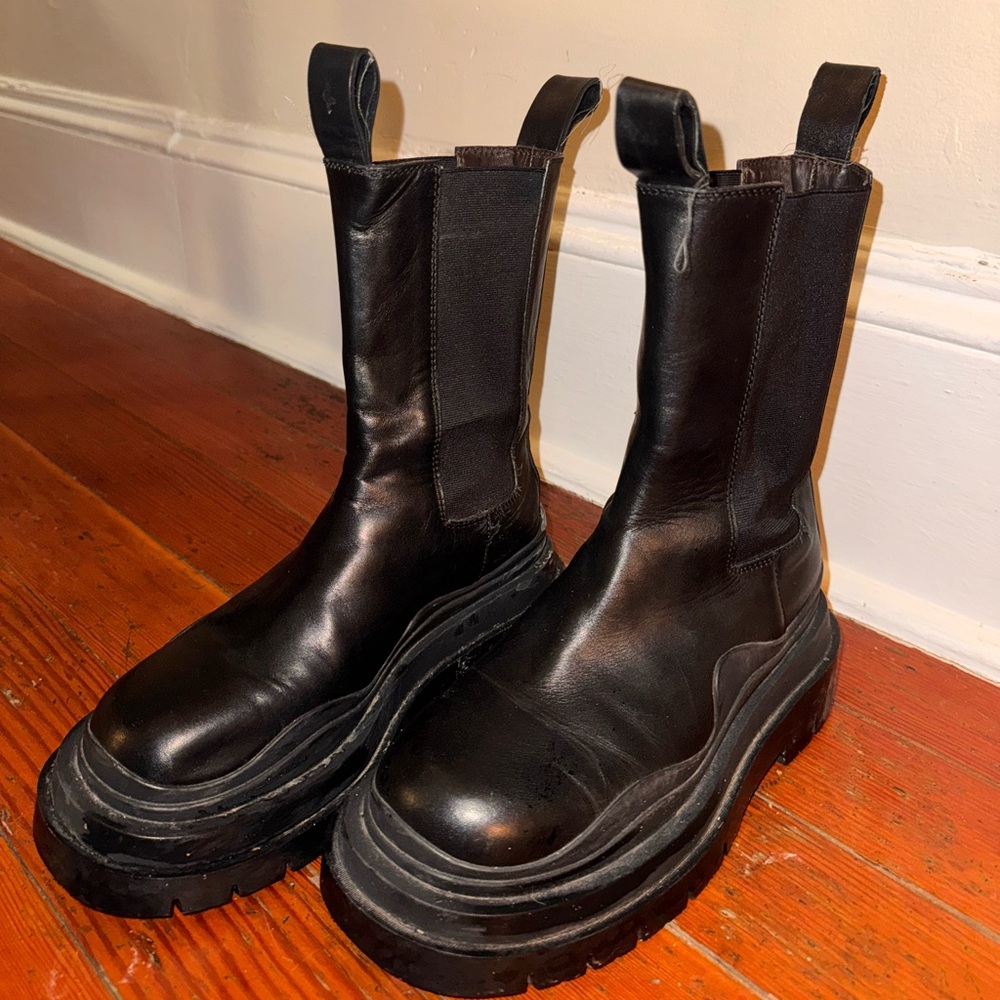 Bottega Veneta Black Chunky Platform Boots